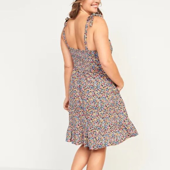 Old Navy Dresses & Skirts - Old Navy Tie Shoulder Floral Dress Size Large NWT